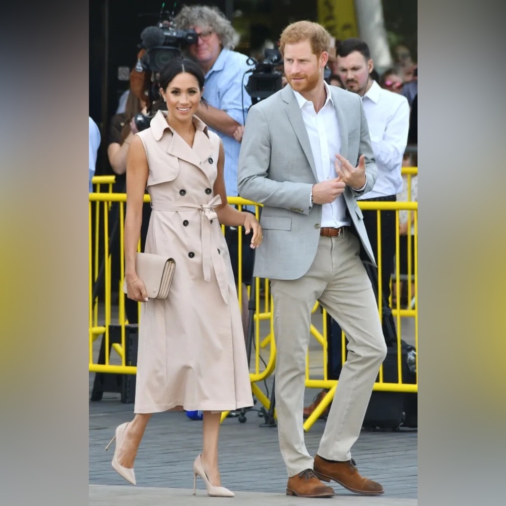 Banana Republic Khaki Belted Trench Dress Size 4 Meghan Markle Old Money
